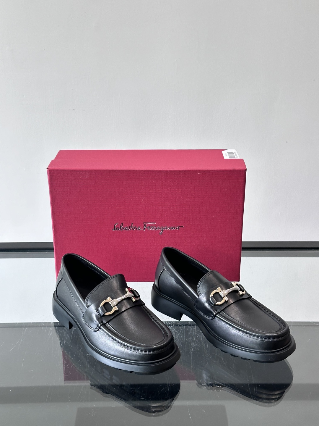 F🆕高端男士正装鞋休闲皮鞋，绅士臻享 型男必备 头层牛皮鞋面 皮质质感一览无余 小牛皮透气内里，橡胶大底