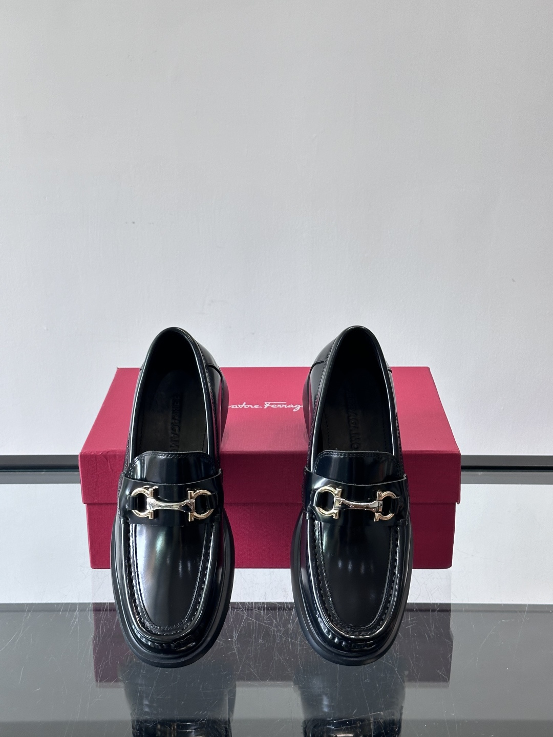 F🆕高端男士正装鞋休闲皮鞋，绅士臻享 型男必备 头层牛皮鞋面 皮质质感一览无余 小牛皮透气内里，橡胶大底