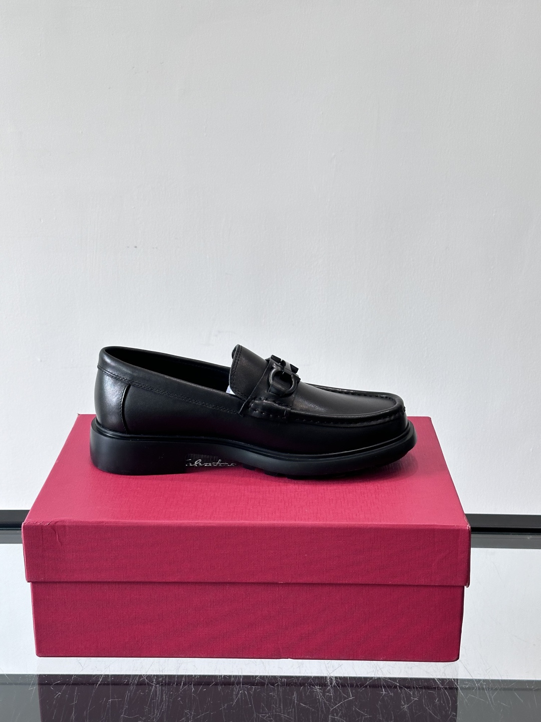 F🆕高端男士正装鞋休闲皮鞋，绅士臻享 型男必备 头层牛皮鞋面 皮质质感一览无余 小牛皮透气内里，橡胶大底