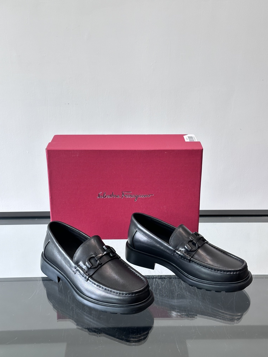 F🆕高端男士正装鞋休闲皮鞋，绅士臻享 型男必备 头层牛皮鞋面 皮质质感一览无余 小牛皮透气内里，橡胶大底