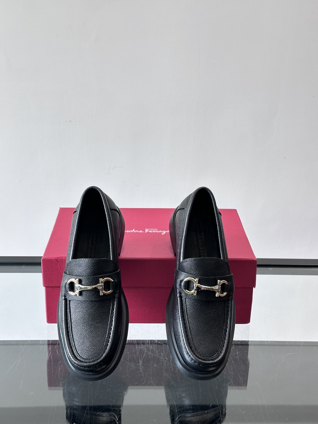 F🆕高端男士正装鞋休闲皮鞋，绅士臻享 型男必备 头层牛皮鞋面 皮质质感一览无余 小牛皮透气内里，橡胶大底