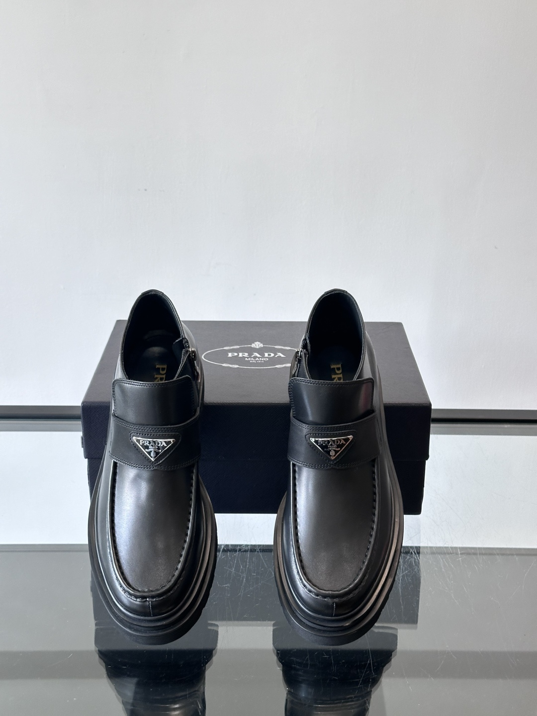 Prada Men's High-Top Boots - Handmade Italian Leather, Comfortable & Stylish 7 cmp i1763196676689 3000 0 5