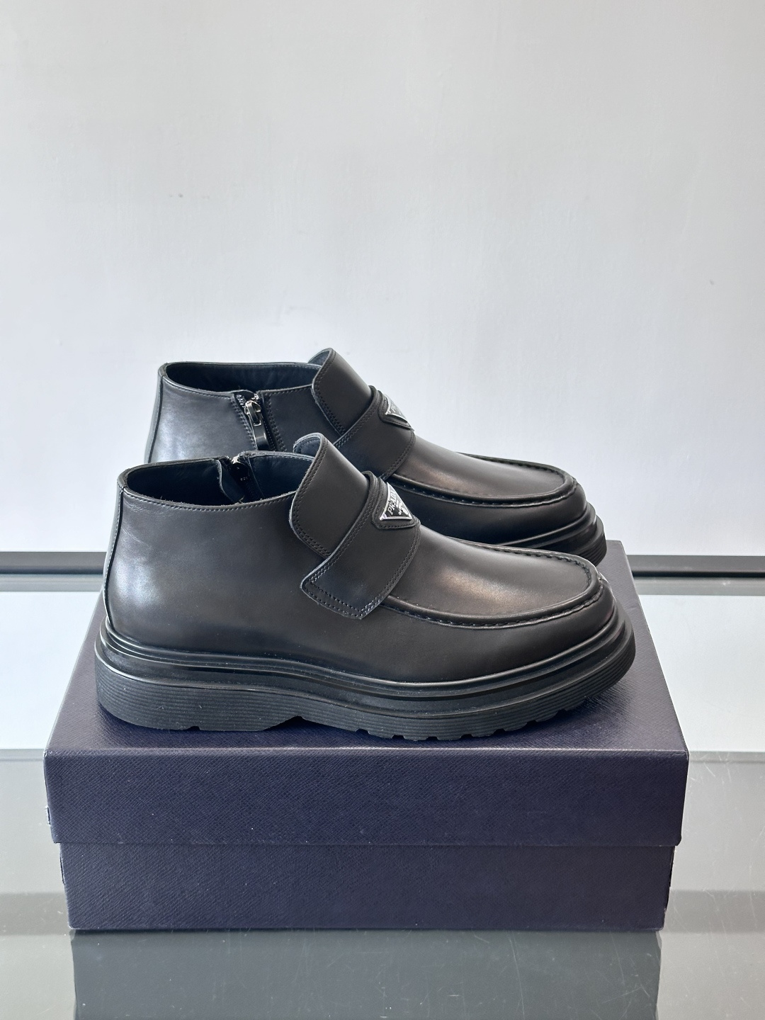 Prada Men’s High-Top Boots – Handmade Italian Leather, Comfortable & Stylish