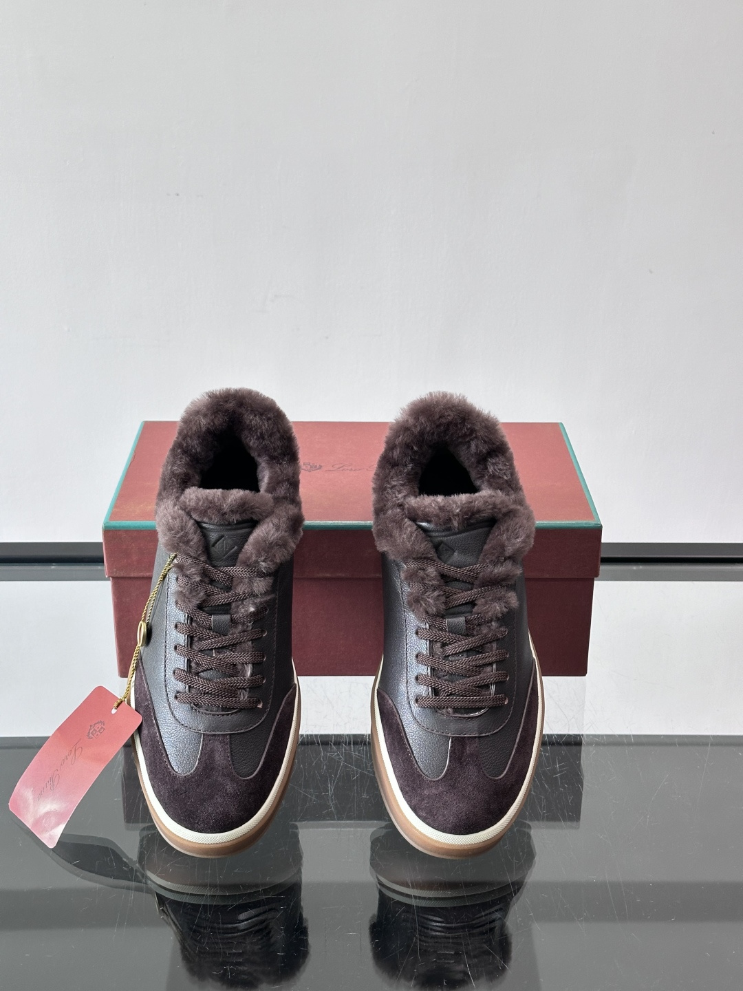 Loro Piana小众诺优翩雅经典款板鞋，加绒内里。系带休闲鞋运动鞋，高品质轻便舒适面料，户外休闲均可