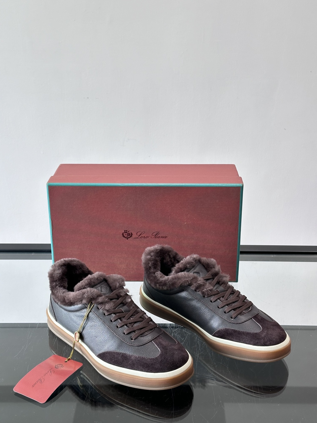 Loro Piana小众诺优翩雅经典款板鞋，加绒内里。系带休闲鞋运动鞋，高品质轻便舒适面料，户外休闲均可