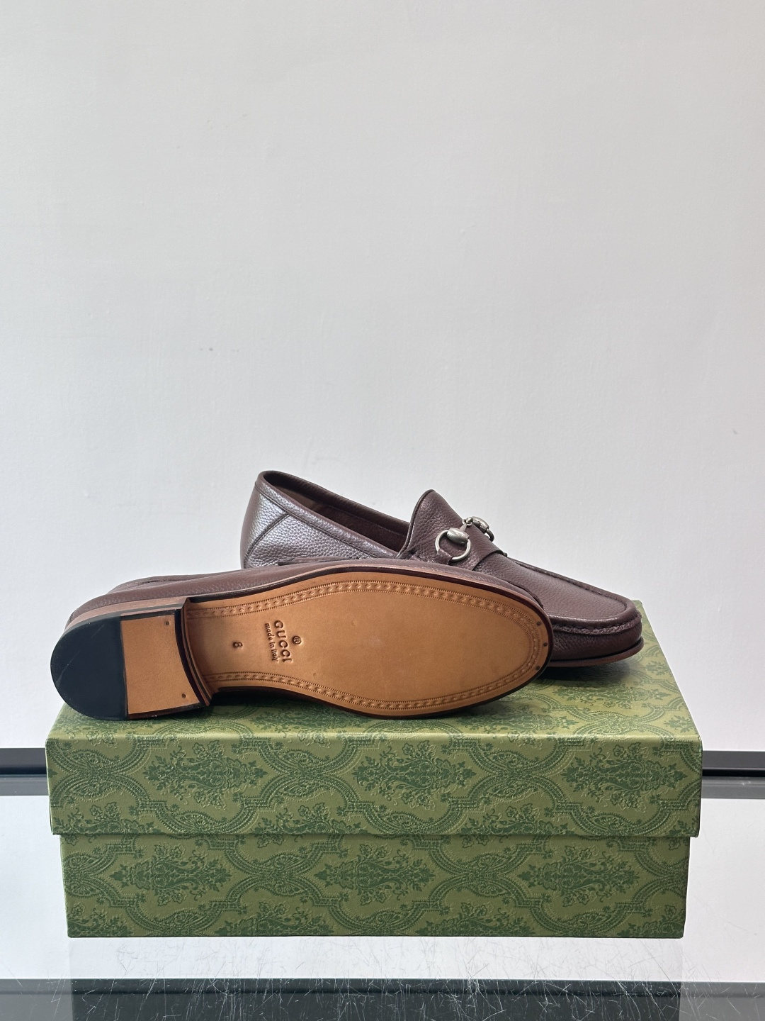 gucci 男士商务小皮鞋，上脚非常好看！精品商务休闲皮鞋💥💥真皮大底产品意大利进口牛皮制作🐂进口水染牛