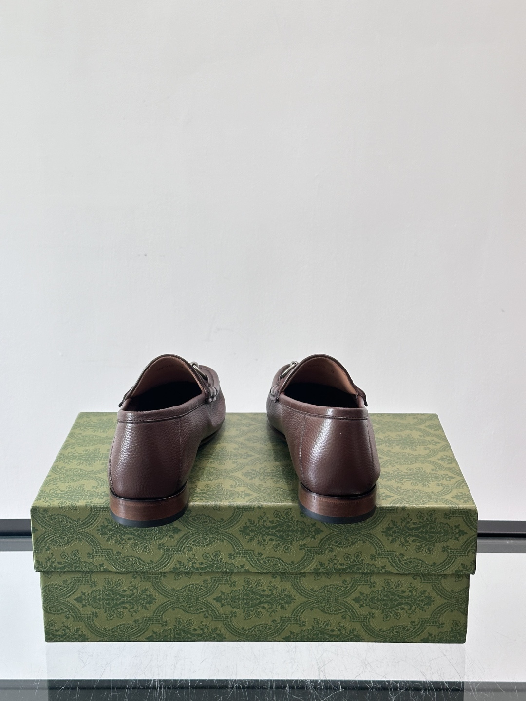 gucci 男士商务小皮鞋，上脚非常好看！精品商务休闲皮鞋💥💥真皮大底产品意大利进口牛皮制作🐂进口水染牛