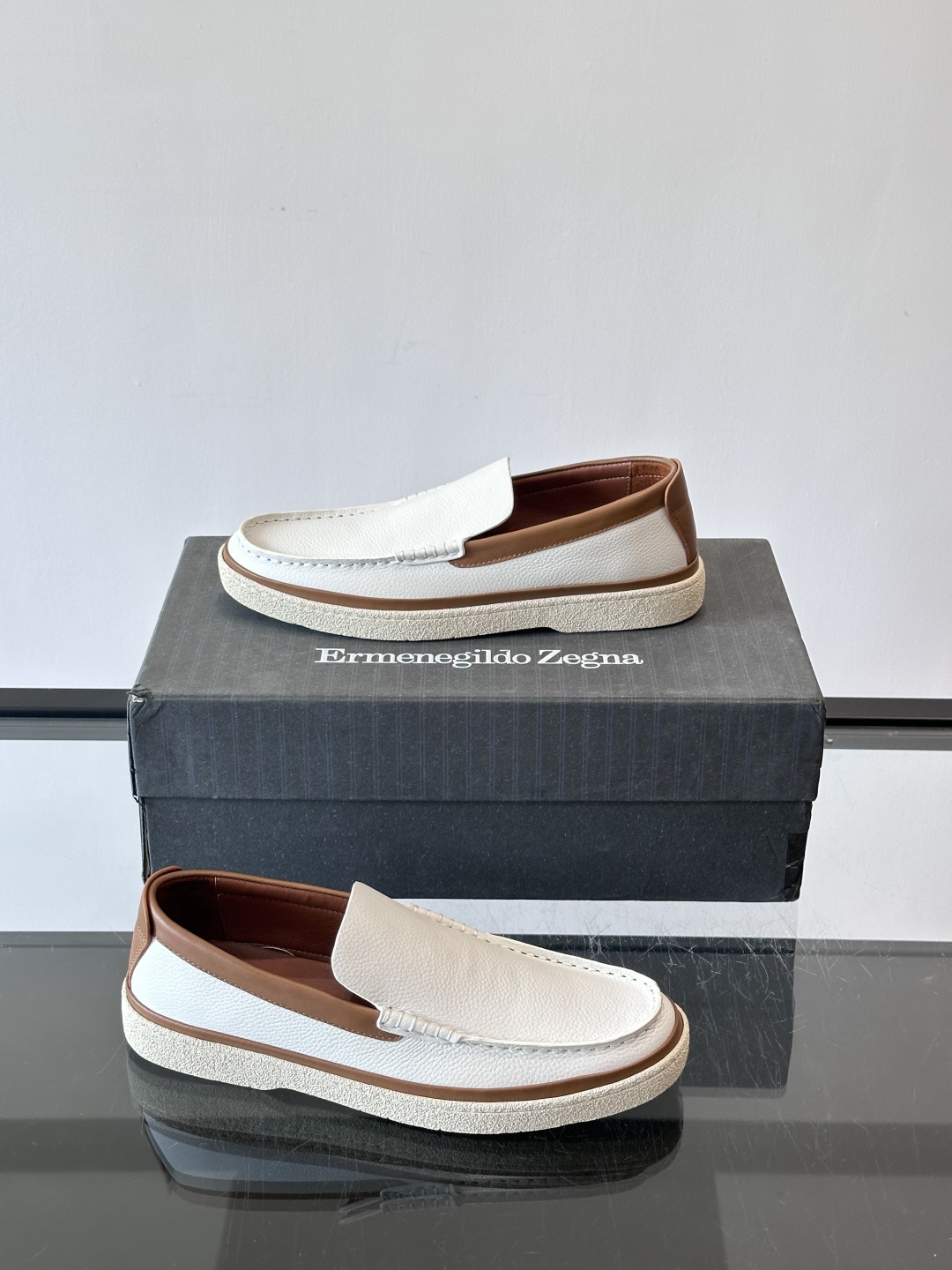 Zegna杰尼亚休闲乐福男鞋 👞！采用小牛皮面 羊皮内里及鞋垫 橡胶大底车线缝合空胶做法 面料柔软舒适又