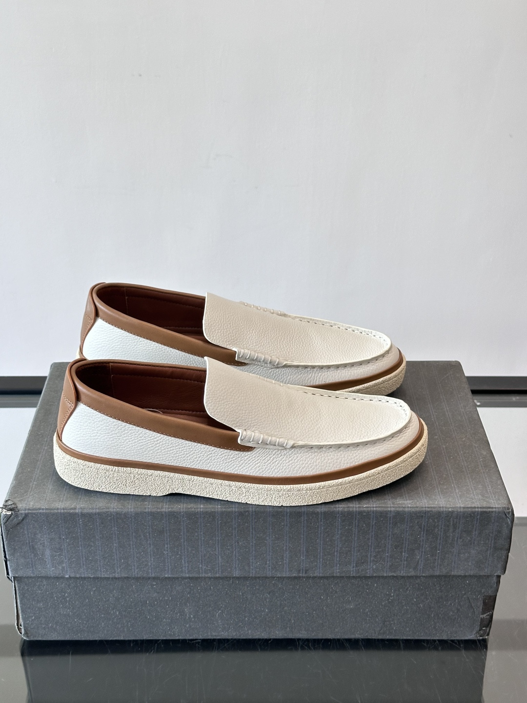 Zegna杰尼亚休闲乐福男鞋 👞！采用小牛皮面 羊皮内里及鞋垫 橡胶大底车线缝合空胶做法 面料柔软舒适又