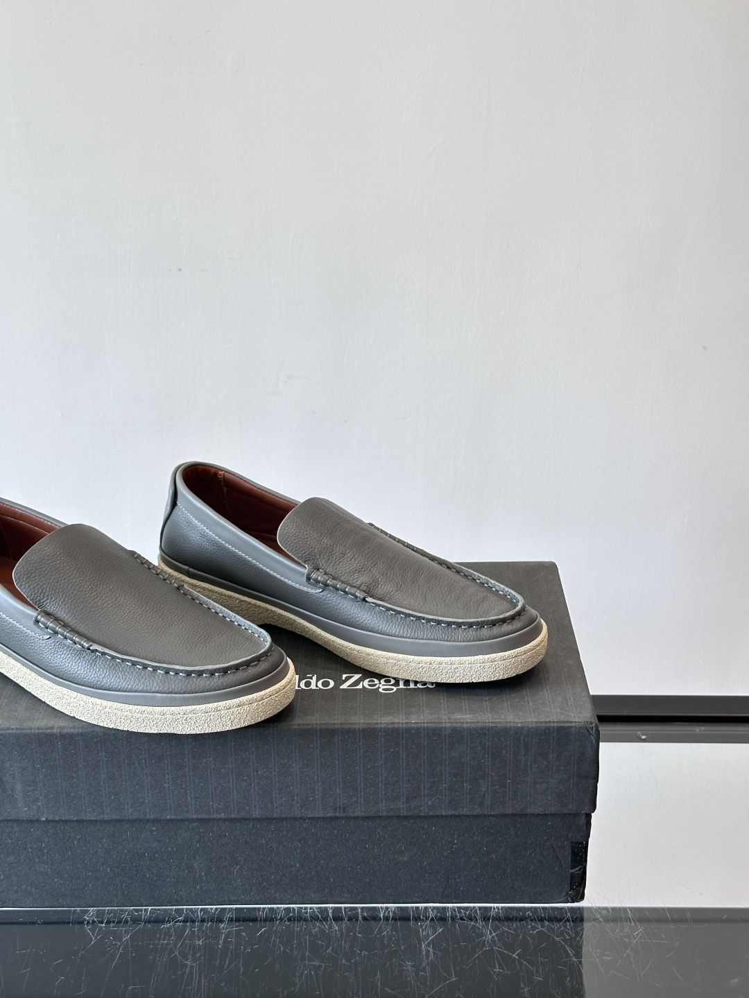 Zegna杰尼亚休闲乐福男鞋 👞！采用小牛皮面 羊皮内里及鞋垫 橡胶大底车线缝合空胶做法 面料柔软舒适又