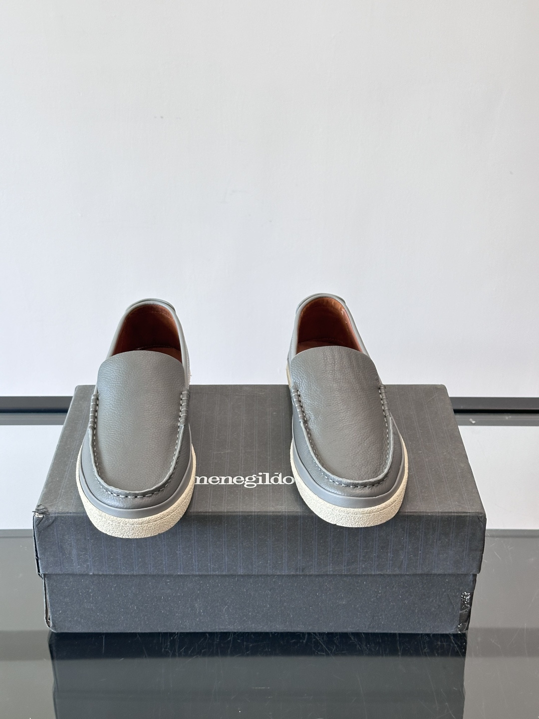 Zegna杰尼亚休闲乐福男鞋 👞！采用小牛皮面 羊皮内里及鞋垫 橡胶大底车线缝合空胶做法 面料柔软舒适又