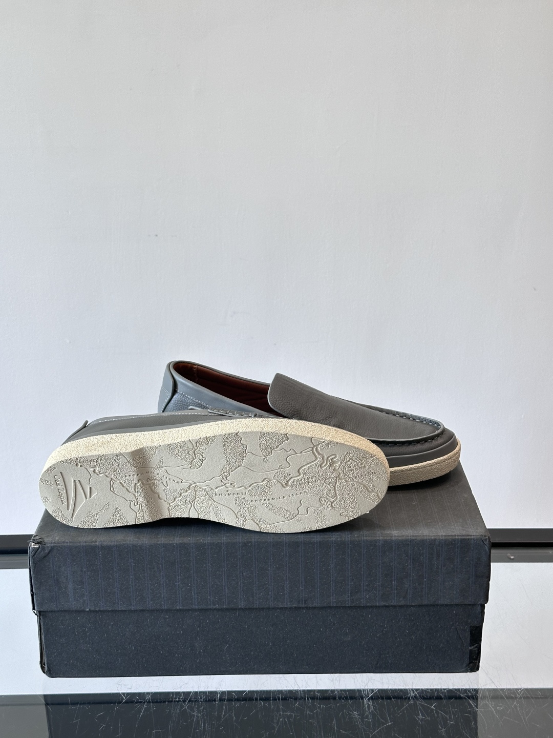 Zegna杰尼亚休闲乐福男鞋 👞！采用小牛皮面 羊皮内里及鞋垫 橡胶大底车线缝合空胶做法 面料柔软舒适又