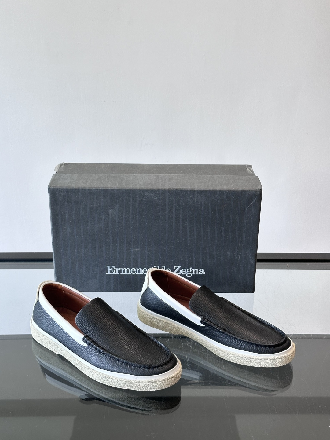 Zegna杰尼亚休闲乐福男鞋 👞！采用小牛皮面 羊皮内里及鞋垫 橡胶大底车线缝合空胶做法 面料柔软舒适又