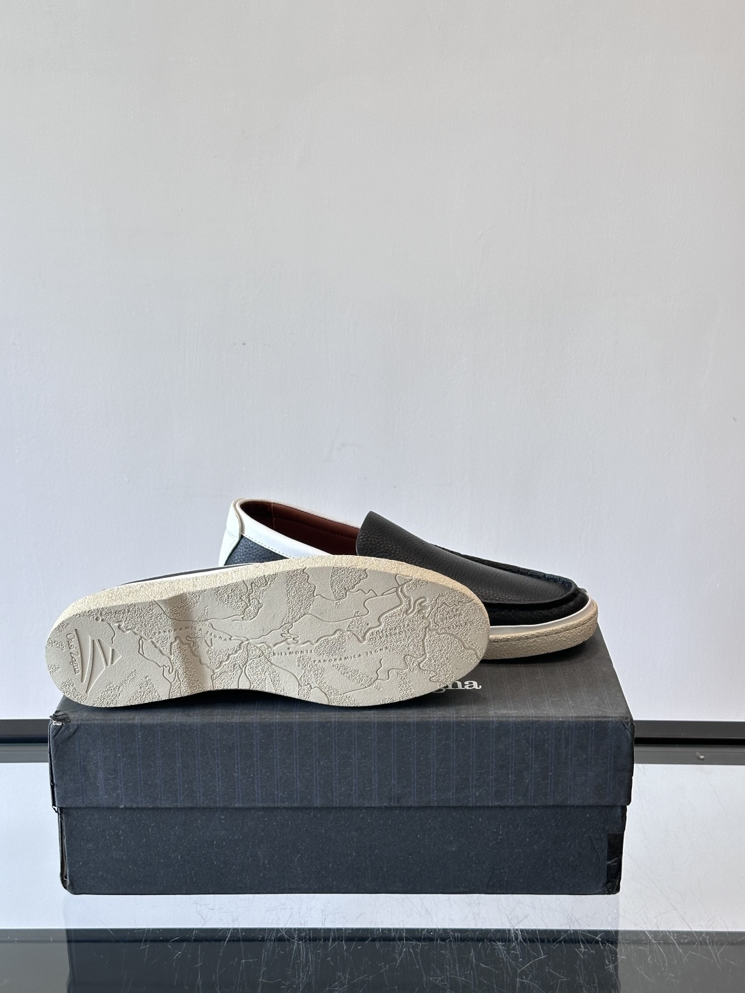 Zegna杰尼亚休闲乐福男鞋 👞！采用小牛皮面 羊皮内里及鞋垫 橡胶大底车线缝合空胶做法 面料柔软舒适又