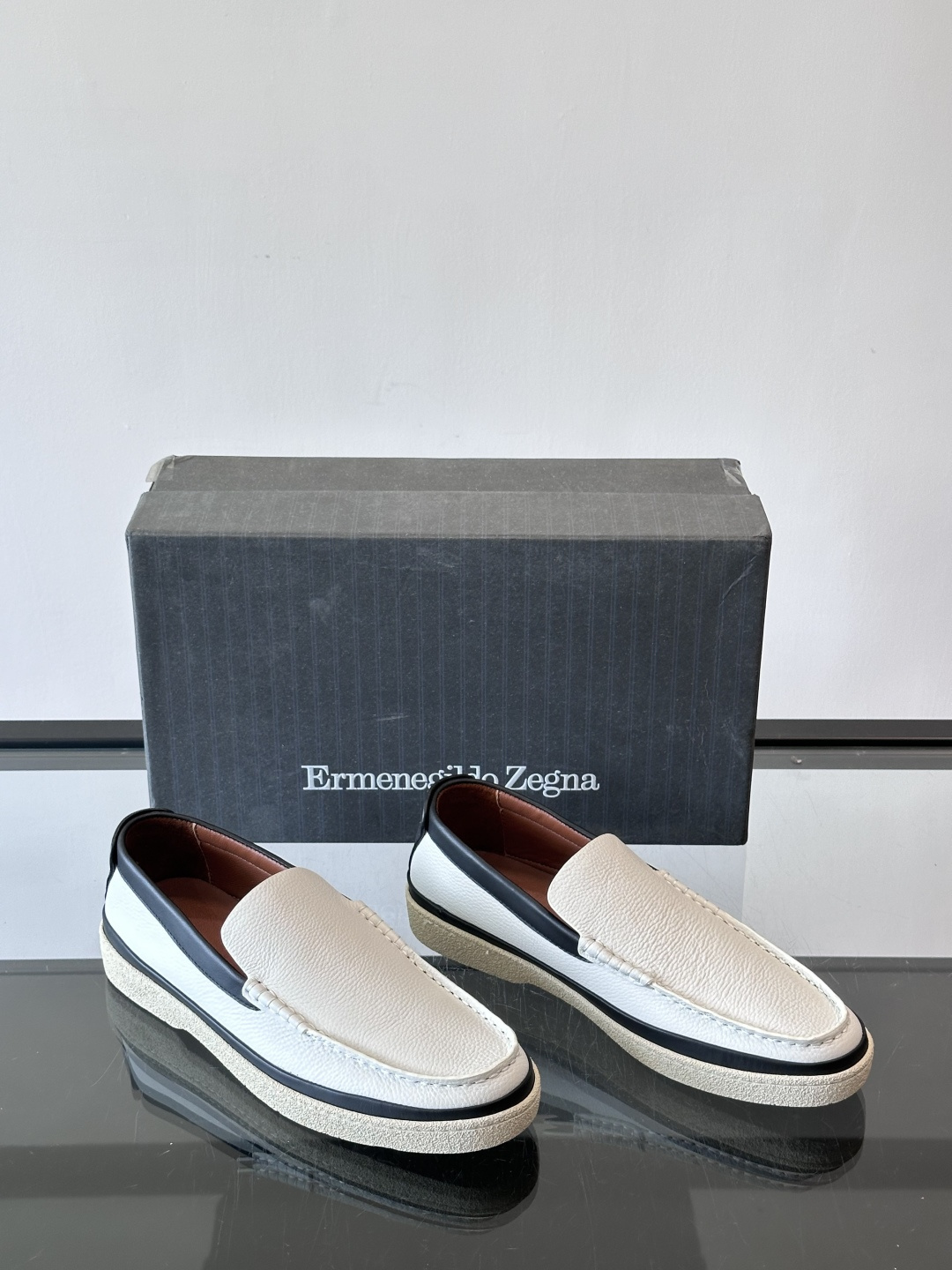 Zegna杰尼亚休闲乐福男鞋 👞！采用小牛皮面 羊皮内里及鞋垫 橡胶大底车线缝合空胶做法 面料柔软舒适又