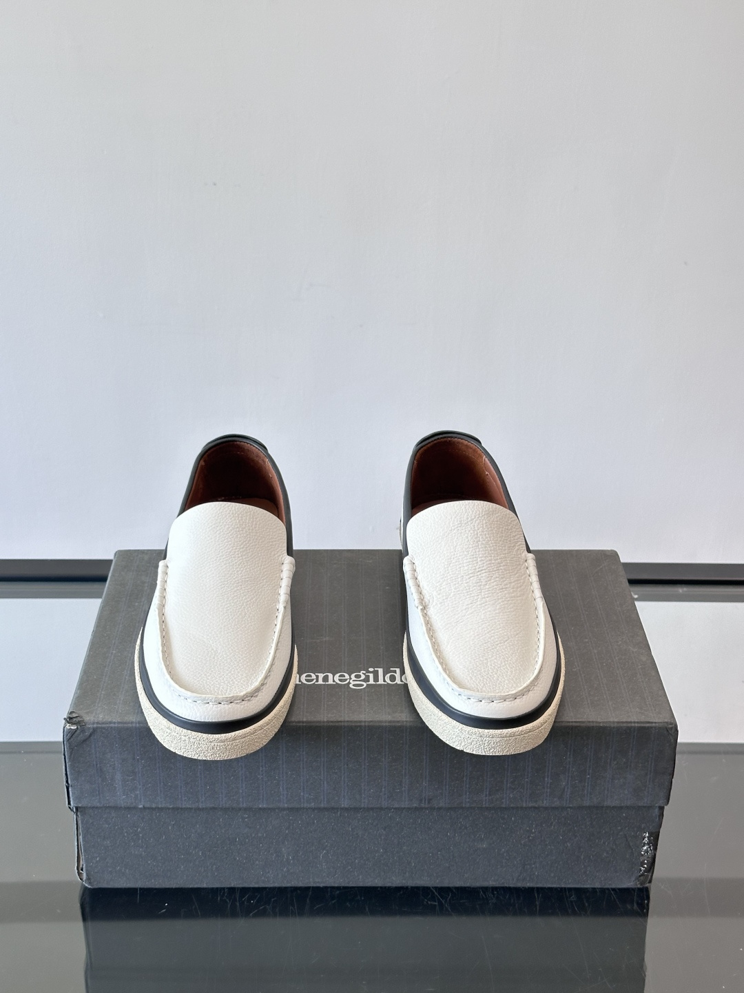 Zegna杰尼亚休闲乐福男鞋 👞！采用小牛皮面 羊皮内里及鞋垫 橡胶大底车线缝合空胶做法 面料柔软舒适又