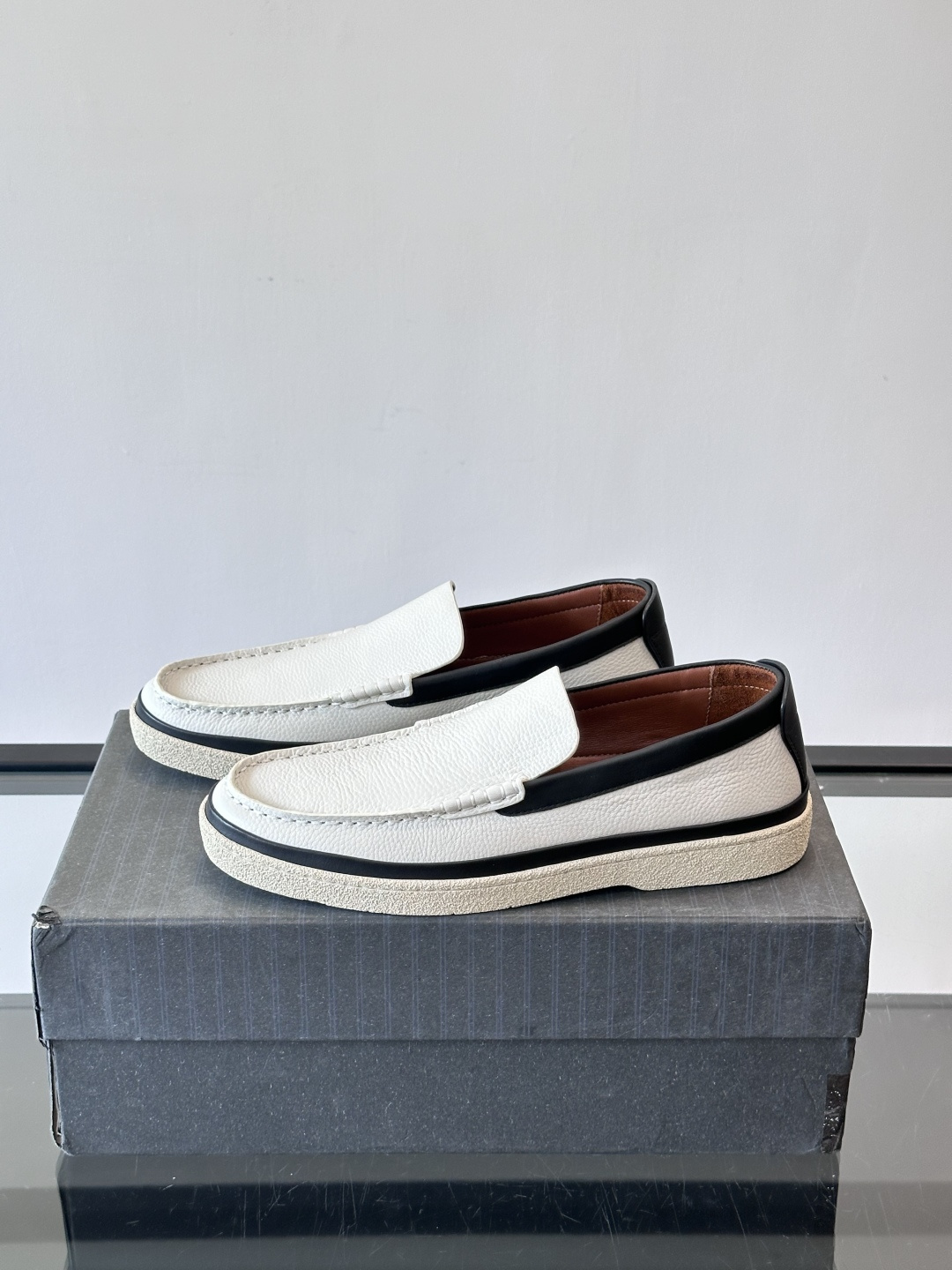 Zegna杰尼亚休闲乐福男鞋 👞！采用小牛皮面 羊皮内里及鞋垫 橡胶大底车线缝合空胶做法 面料柔软舒适又