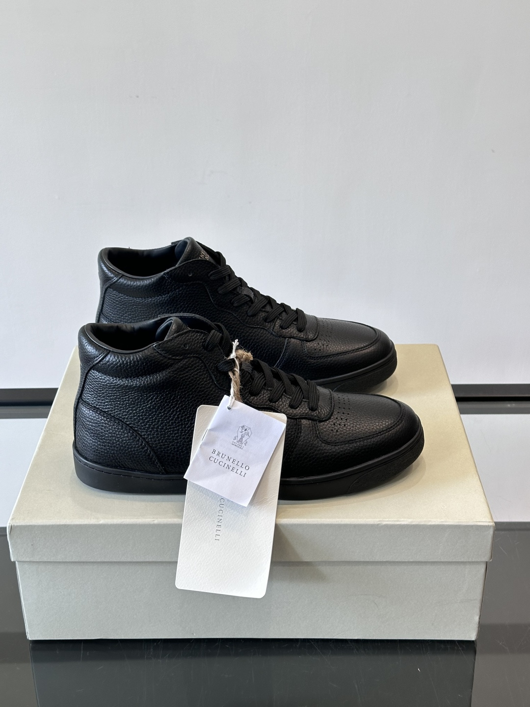 Brunello Cucinelli 男士高帮鞋意大利奢侈品牌Brunello Cucinelli出品，