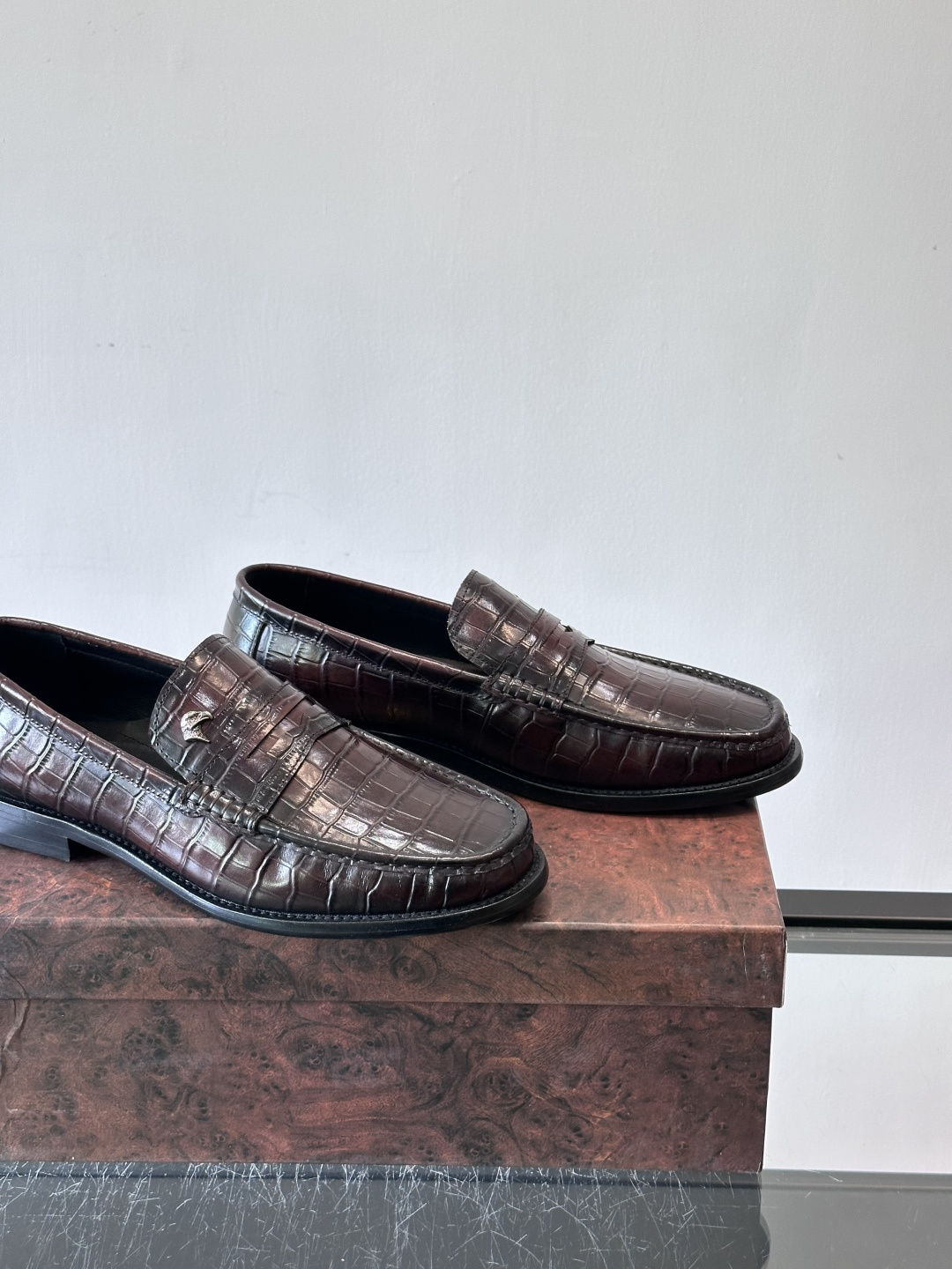 Stefano Ricci 史蒂芬高端奢侈品牌，男士皮鞋，真皮大底。原版牛皮，质感高端细腻，内里全小牛皮