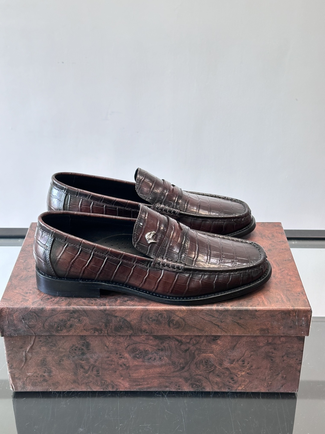 Stefano Ricci 史蒂芬高端奢侈品牌，男士皮鞋，真皮大底。原版牛皮，质感高端细腻，内里全小牛皮