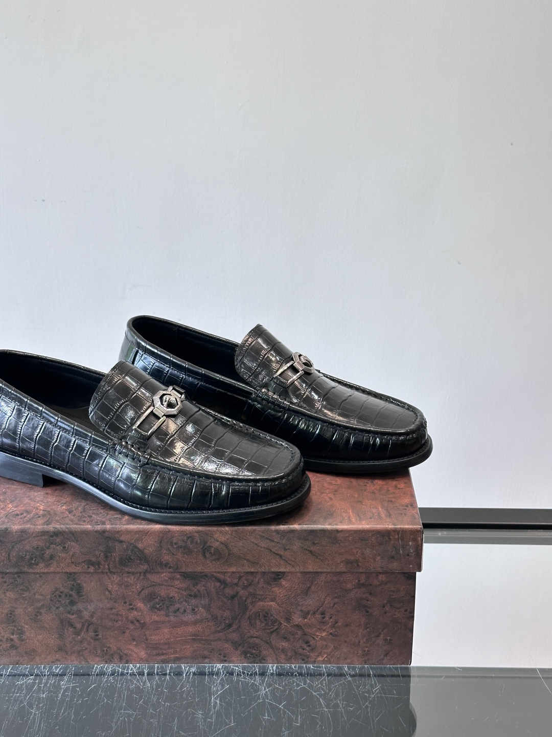 Stefano Ricci 史蒂芬高端奢侈品牌，男士皮鞋，真皮大底。原版牛皮，质感高端细腻，内里全小牛皮