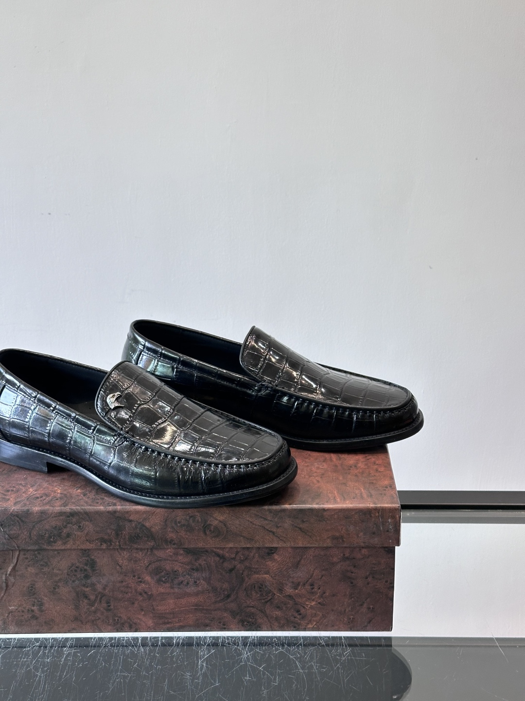 Stefano Ricci 史蒂芬高端奢侈品牌，男士皮鞋，真皮大底。原版牛皮，质感高端细腻，内里全小牛皮