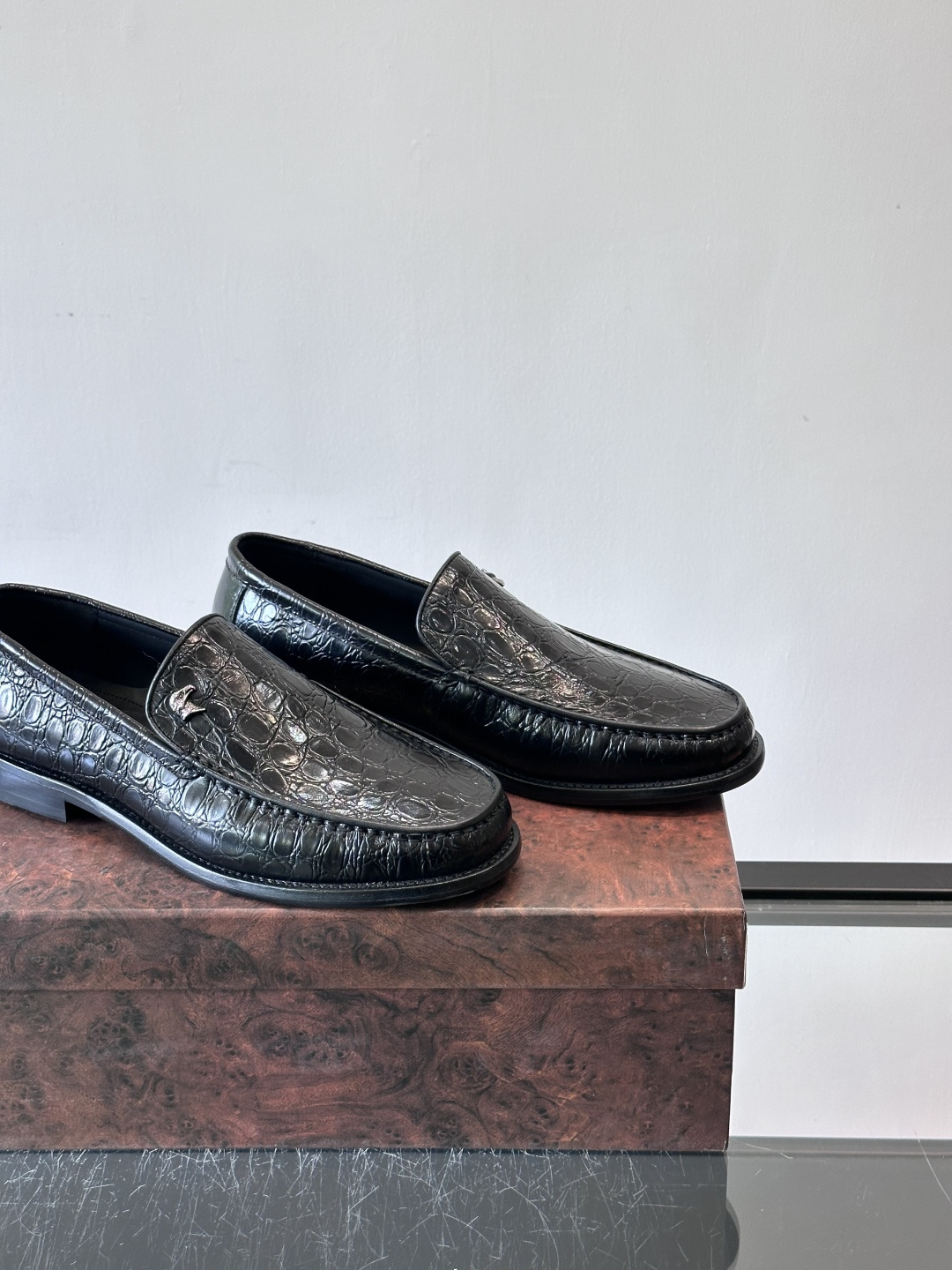 Stefano Ricci 史蒂芬高端奢侈品牌，男士皮鞋，真皮大底。原版牛皮，质感高端细腻，内里全小牛皮