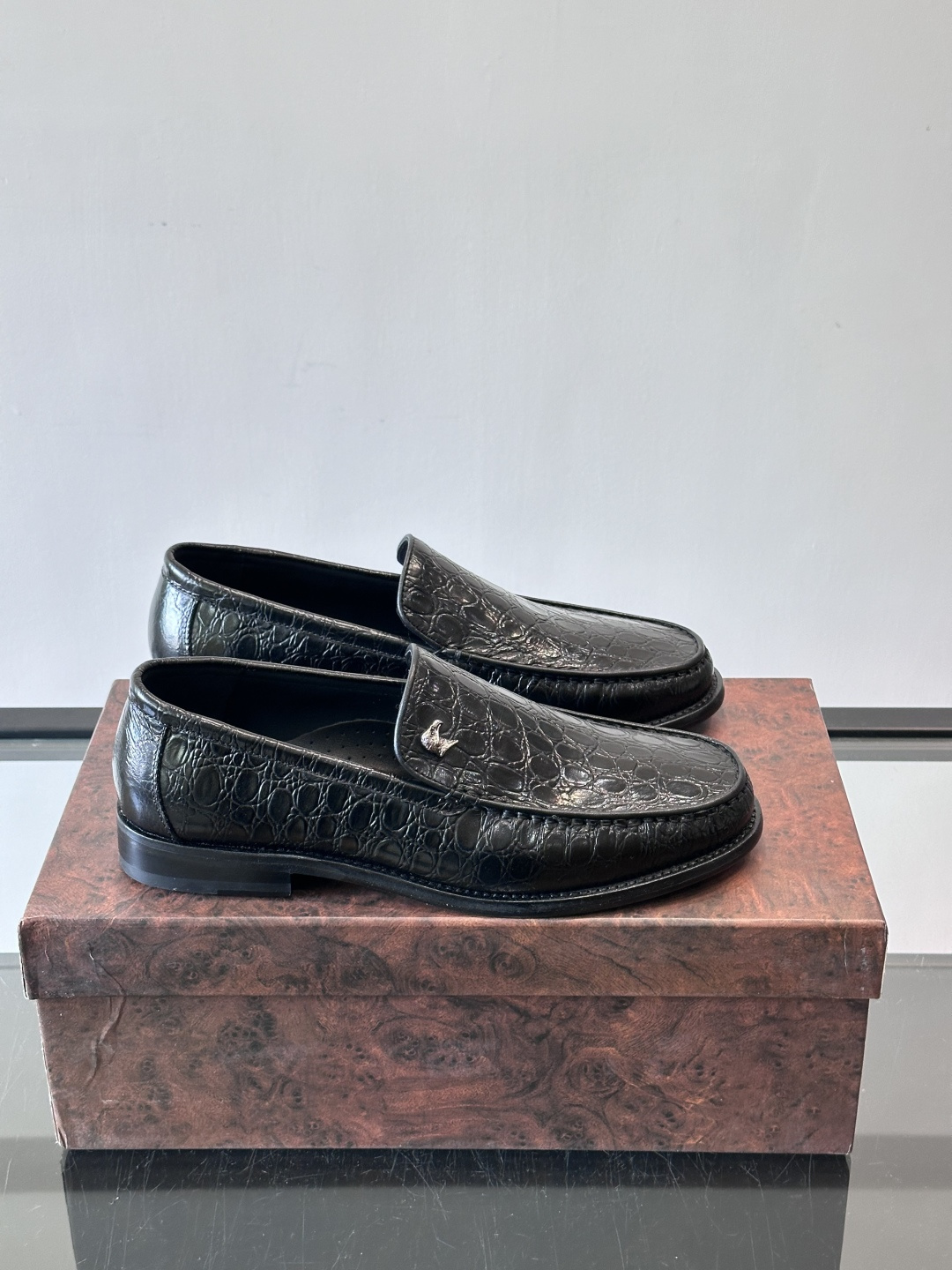 Stefano Ricci 史蒂芬高端奢侈品牌，男士皮鞋，真皮大底。原版牛皮，质感高端细腻，内里全小牛皮