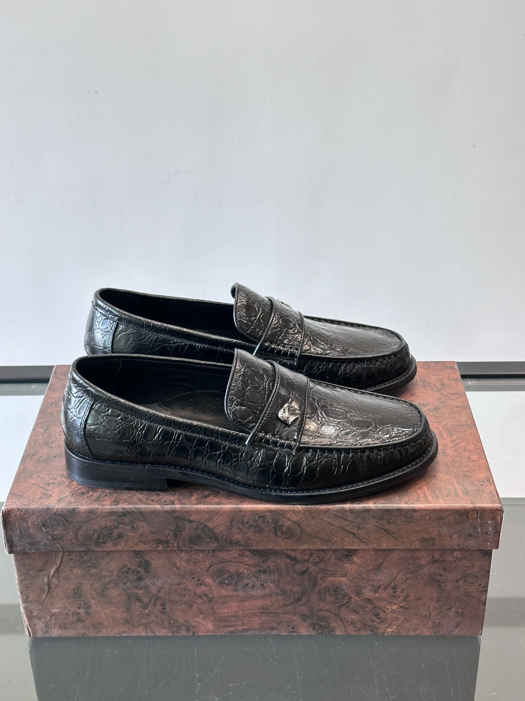 Stefano Ricci 史蒂芬高端奢侈品牌，男士皮鞋，真皮大底。原版牛皮，质感高端细腻，内里全小牛皮