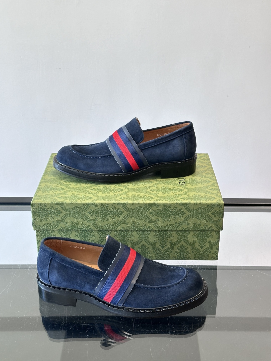 gucci 男士商务小皮鞋，上脚非常好看！精品商务休闲皮鞋💥💥真皮大底产品意大利进口牛皮制作🐂进口水染牛