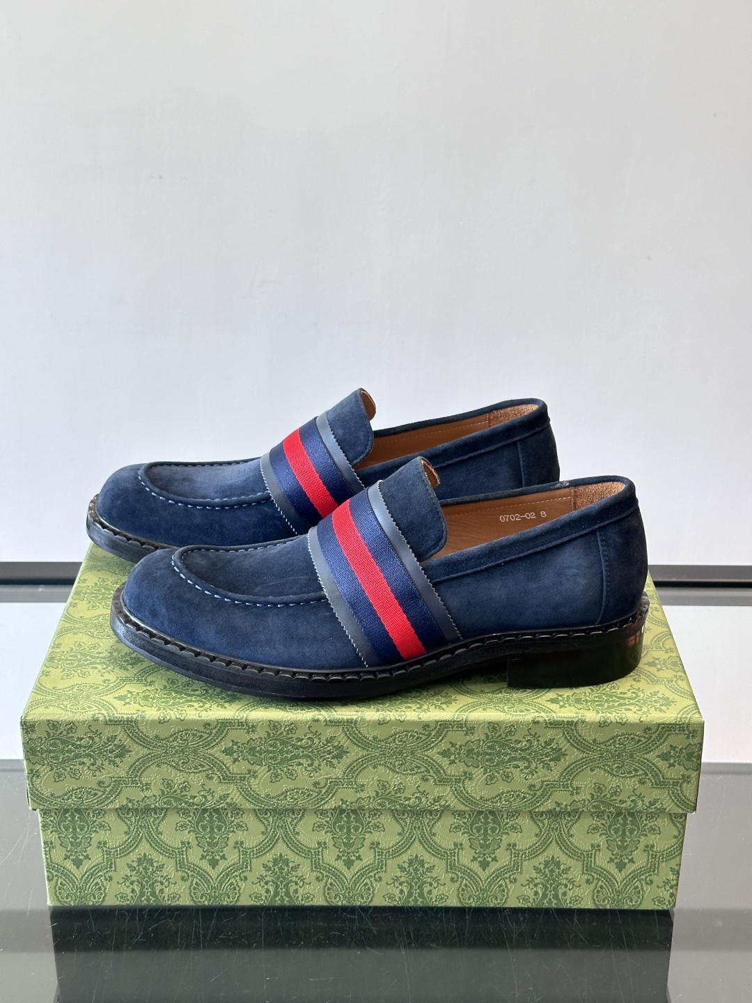 gucci 男士商务小皮鞋，上脚非常好看！精品商务休闲皮鞋💥💥真皮大底产品意大利进口牛皮制作🐂进口水染牛