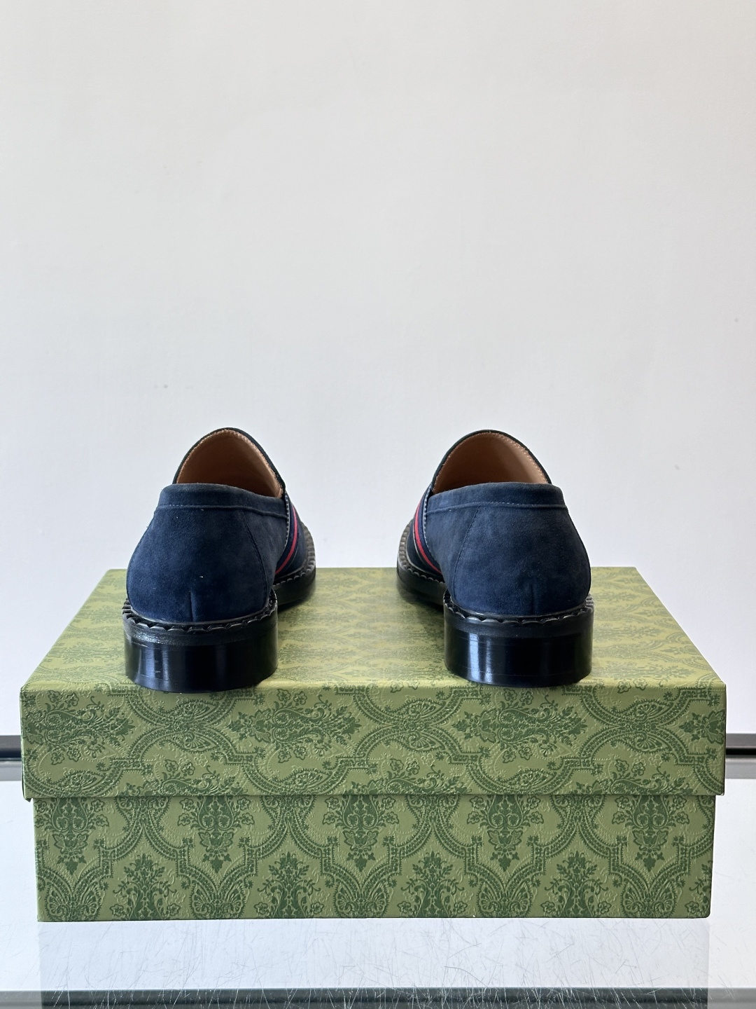 gucci 男士商务小皮鞋，上脚非常好看！精品商务休闲皮鞋💥💥真皮大底产品意大利进口牛皮制作🐂进口水染牛