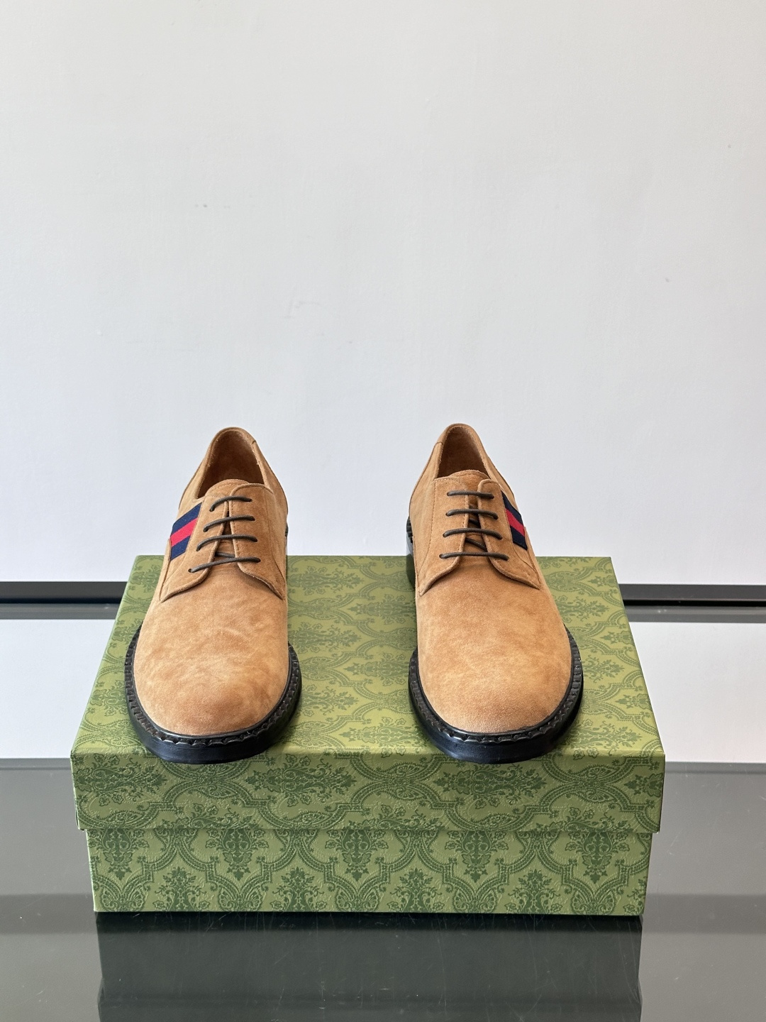 gucci 男士商务小皮鞋，上脚非常好看！精品商务休闲皮鞋💥💥真皮大底产品意大利进口牛皮制作🐂进口水染牛