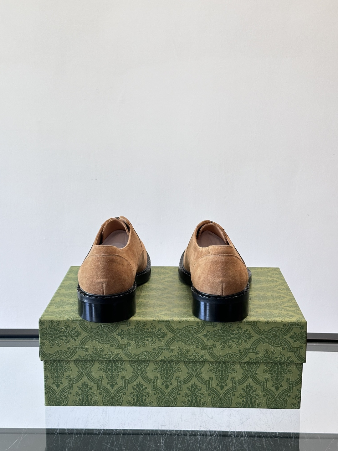 gucci 男士商务小皮鞋，上脚非常好看！精品商务休闲皮鞋💥💥真皮大底产品意大利进口牛皮制作🐂进口水染牛