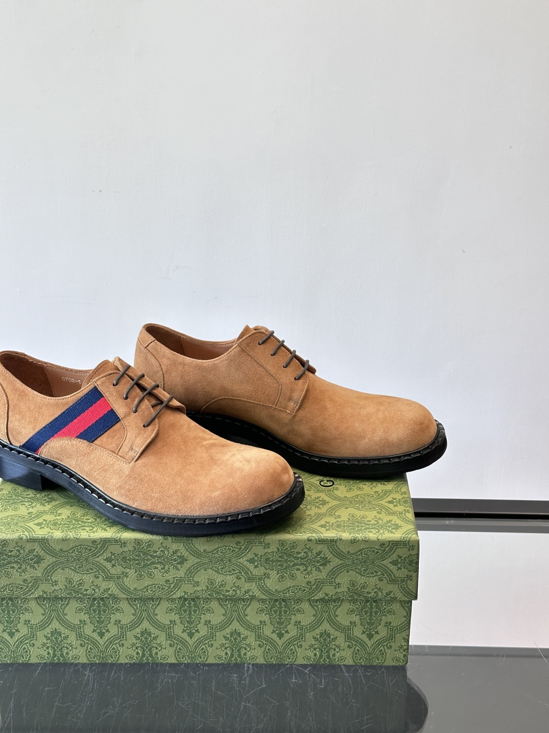 gucci 男士商务小皮鞋，上脚非常好看！精品商务休闲皮鞋💥💥真皮大底产品意大利进口牛皮制作🐂进口水染牛