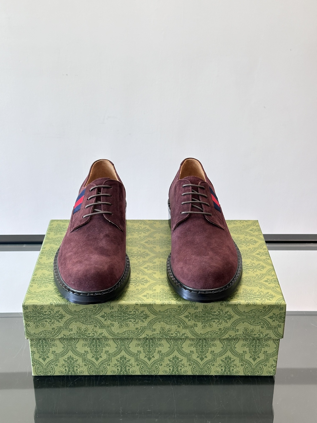 gucci 男士商务小皮鞋，上脚非常好看！精品商务休闲皮鞋💥💥真皮大底产品意大利进口牛皮制作🐂进口水染牛