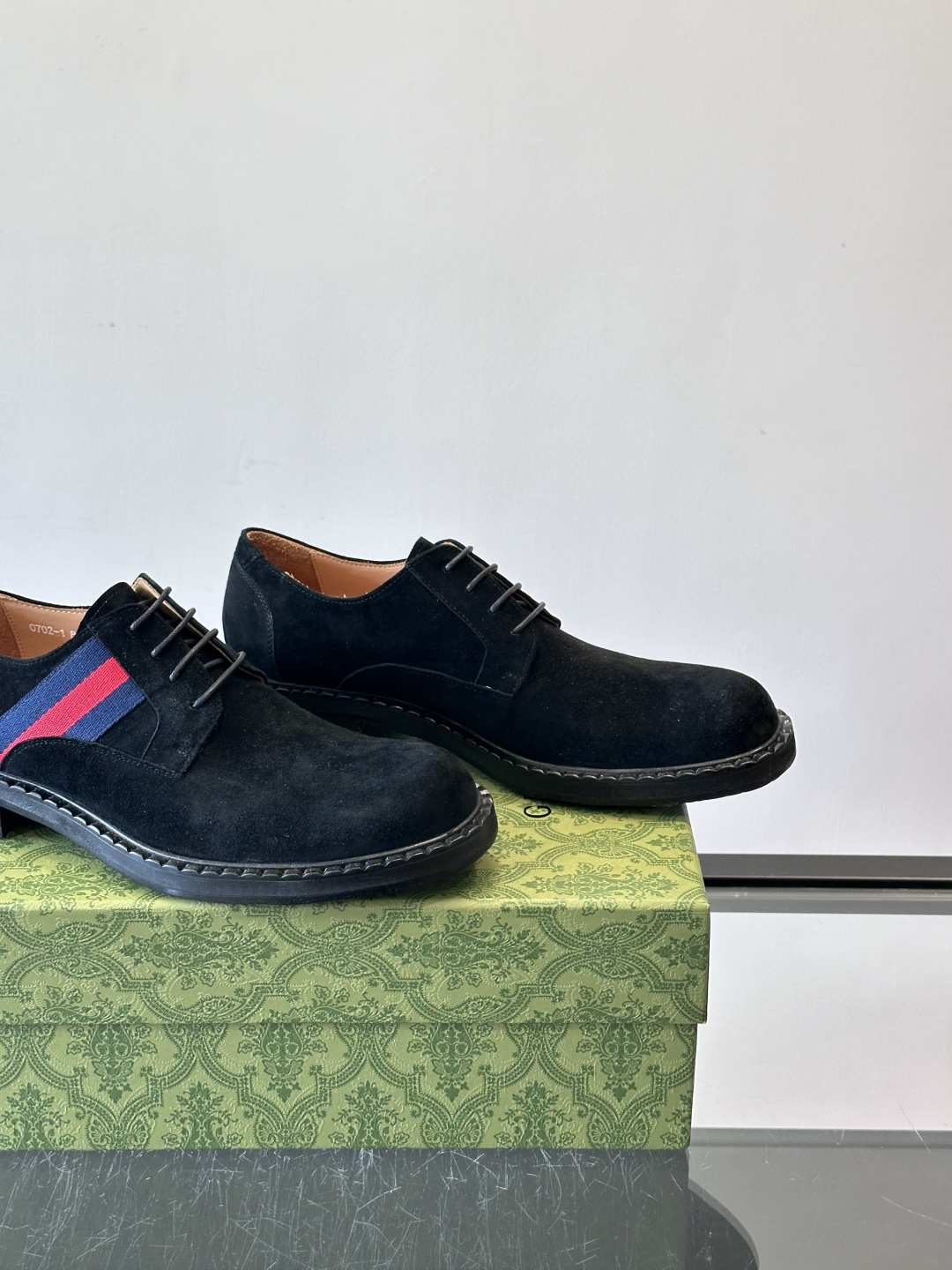 gucci 男士商务小皮鞋，上脚非常好看！精品商务休闲皮鞋💥💥真皮大底产品意大利进口牛皮制作🐂进口水染牛