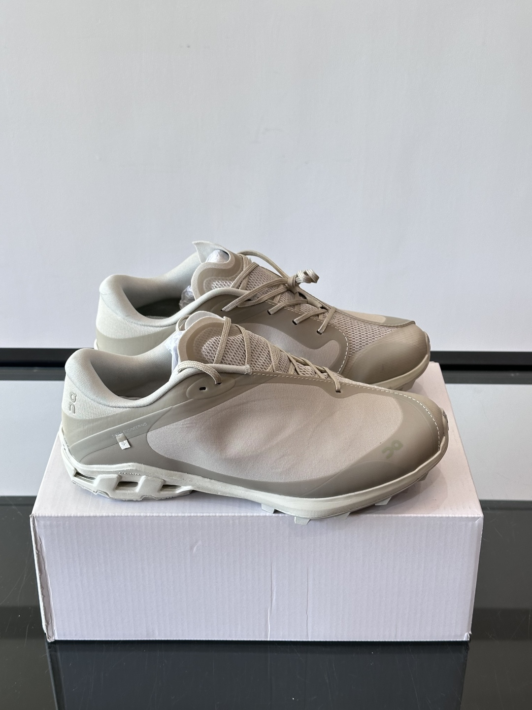 On x PAF Cloudventure Peak I* 20 *On昂跑携手韩国品牌POST ARC