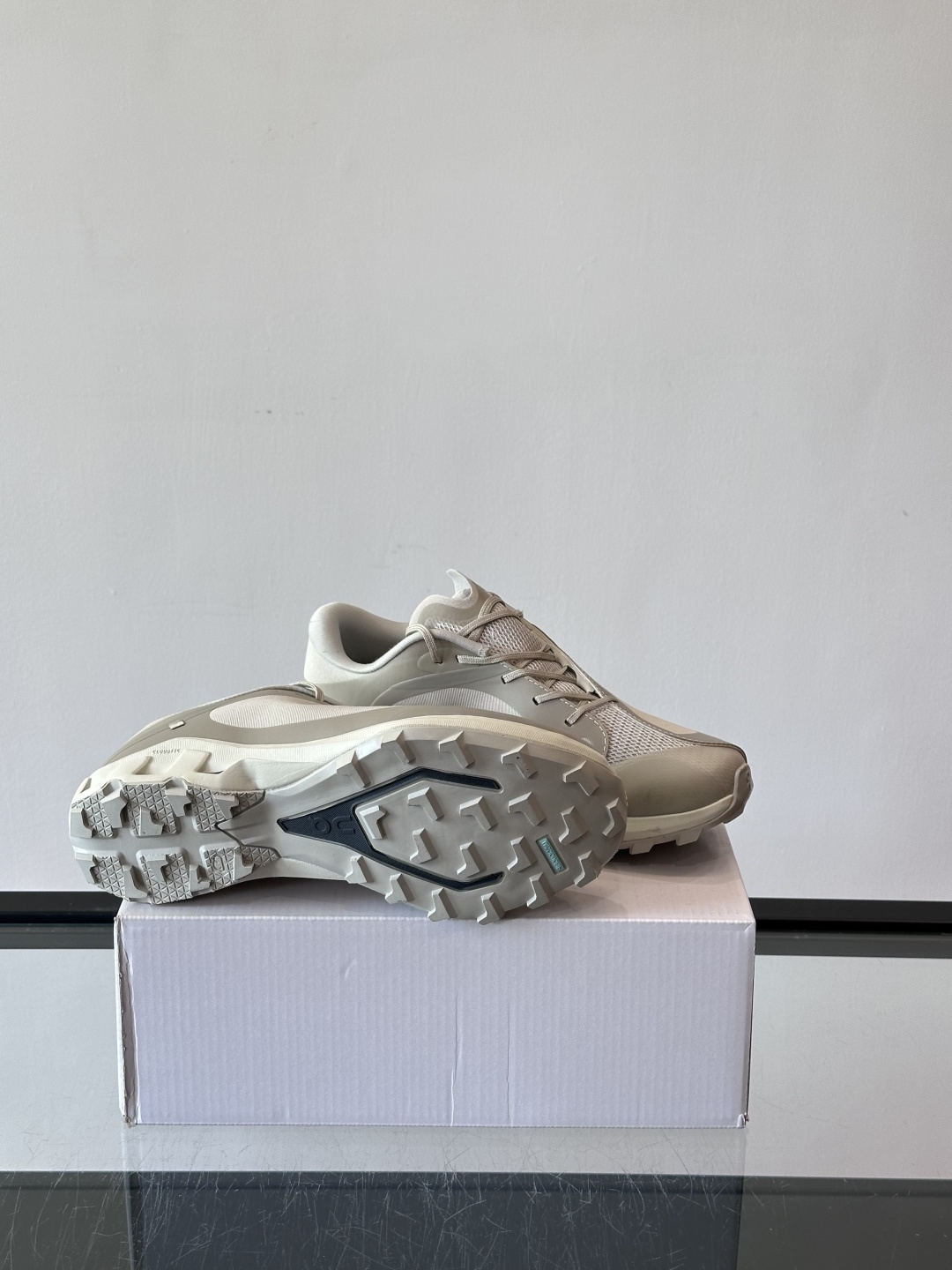 On x PAF Cloudventure Peak I* 20 *On昂跑携手韩国品牌POST ARC