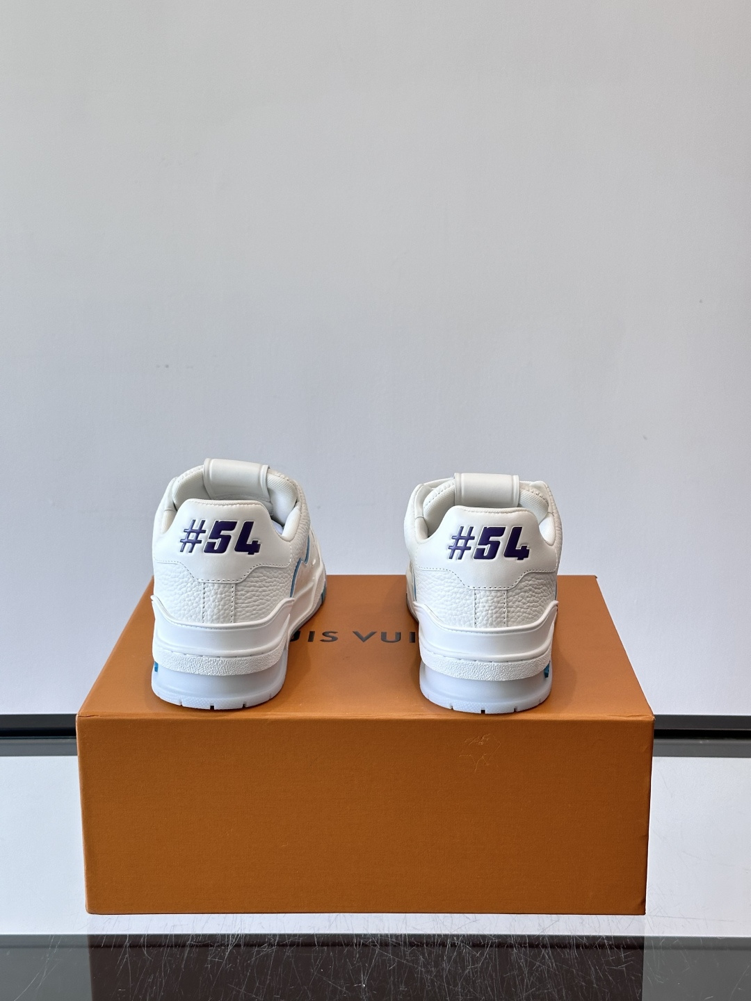 LV邮轮限定🚢这个配色太清爽了！路易威登x Tyler 联名款 驴牌 L家 压花 情侣👫款 休闲 运动鞋