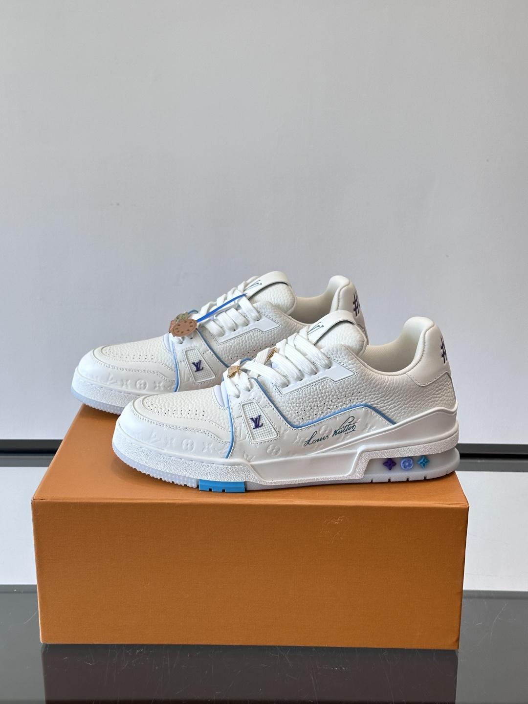 LV邮轮限定🚢这个配色太清爽了！路易威登x Tyler 联名款 驴牌 L家 压花 情侣👫款 休闲 运动鞋