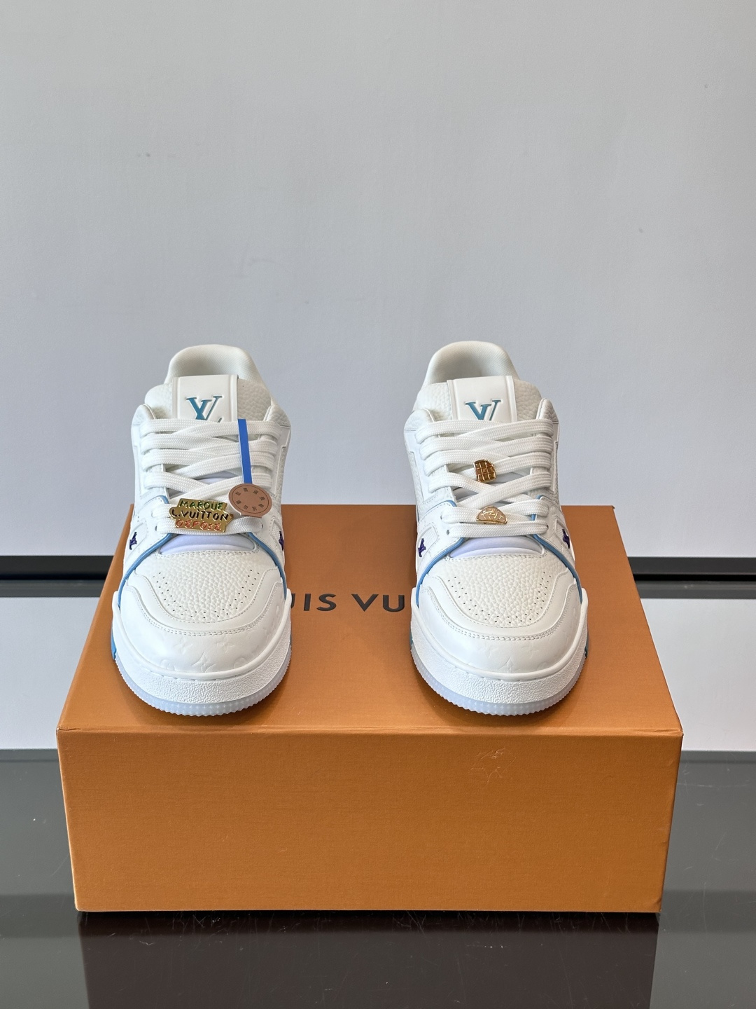 LV邮轮限定🚢这个配色太清爽了！路易威登x Tyler 联名款 驴牌 L家 压花 情侣👫款 休闲 运动鞋