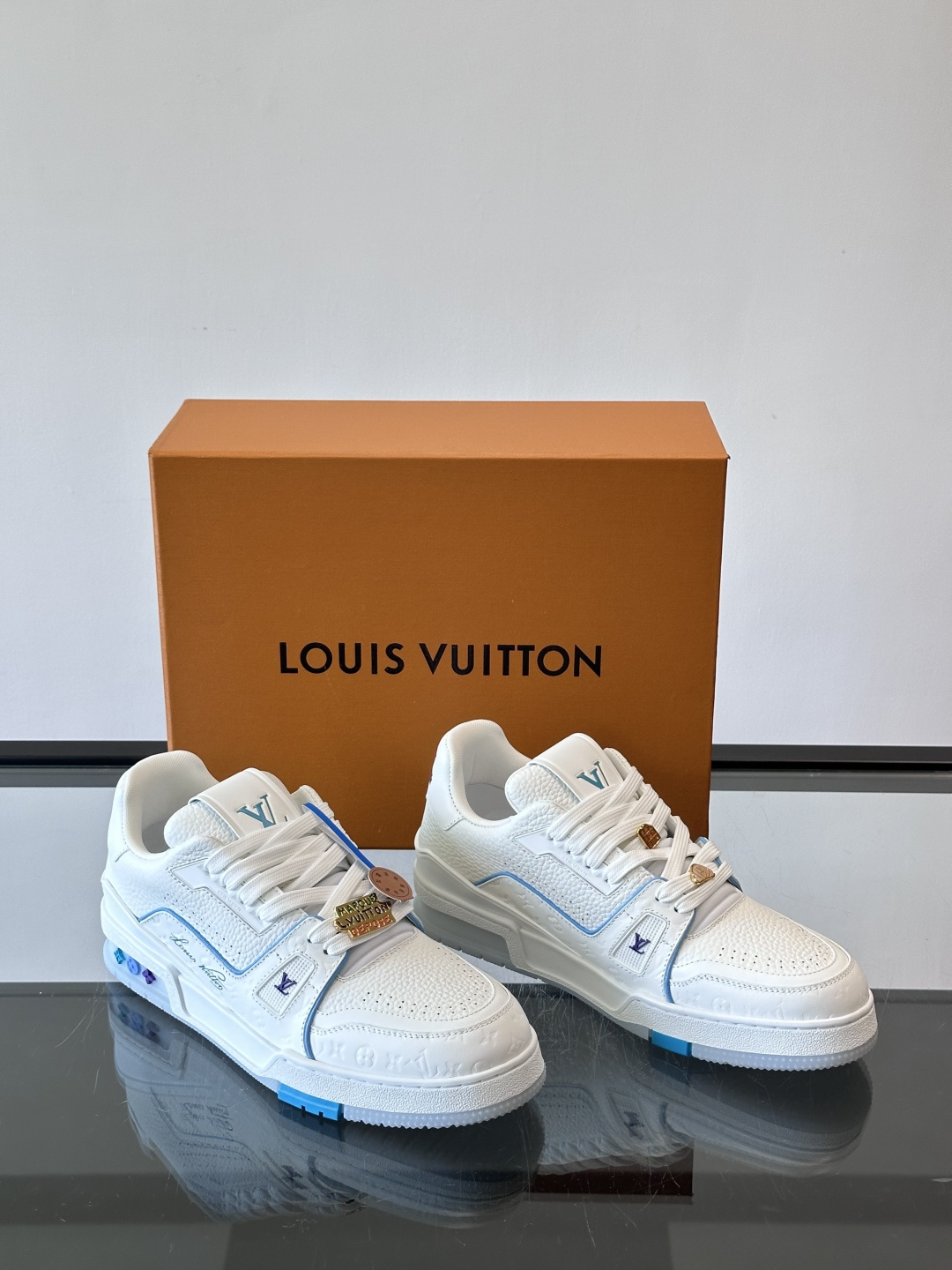 LV邮轮限定🚢这个配色太清爽了！路易威登x Tyler 联名款 驴牌 L家 压花 情侣👫款 休闲 运动鞋