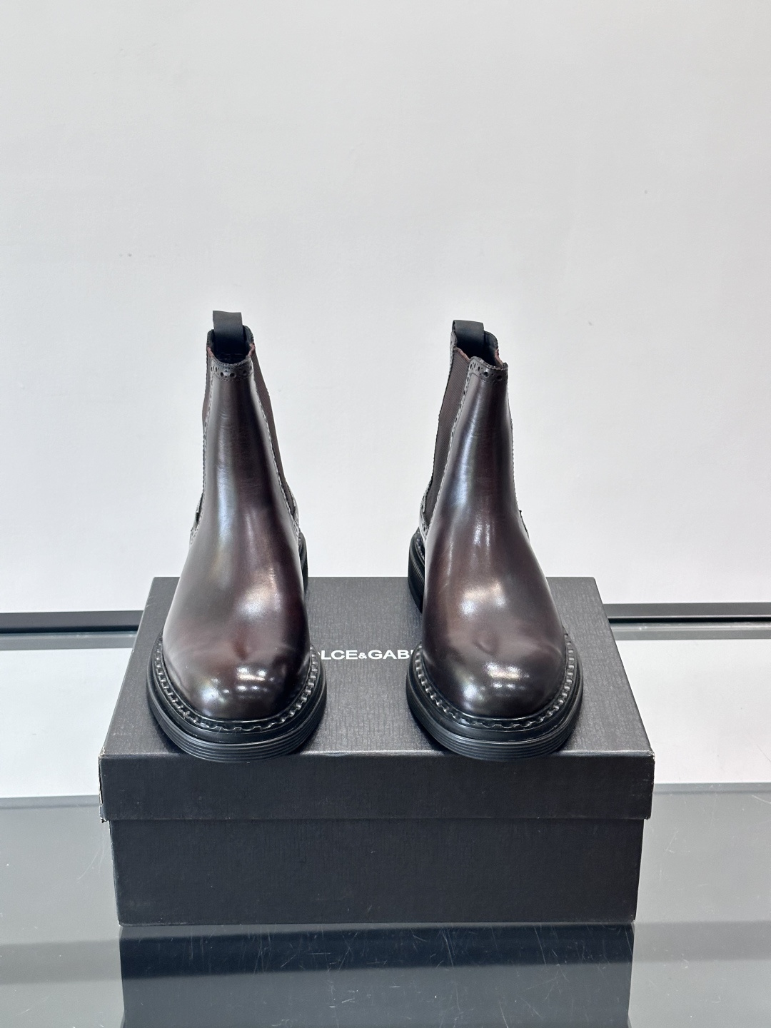 Prad*精品男士靴子超高高品质，秋冬经典圆头男士高帮男靴，原版进口牛皮 内里垫脚 水染牛皮，橡胶大底 