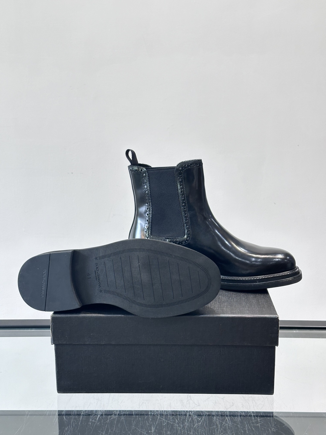 Prad*精品男士靴子超高高品质，秋冬经典圆头男士高帮男靴，原版进口牛皮 内里垫脚 水染牛皮，橡胶大底 