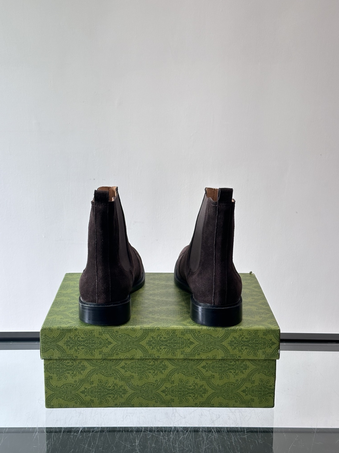 Gucci～古驰男士正装休闲靴子🥾，真皮大底！高端大气，私家开模定制原版品牌五金扣装饰，小牛皮透气内里，