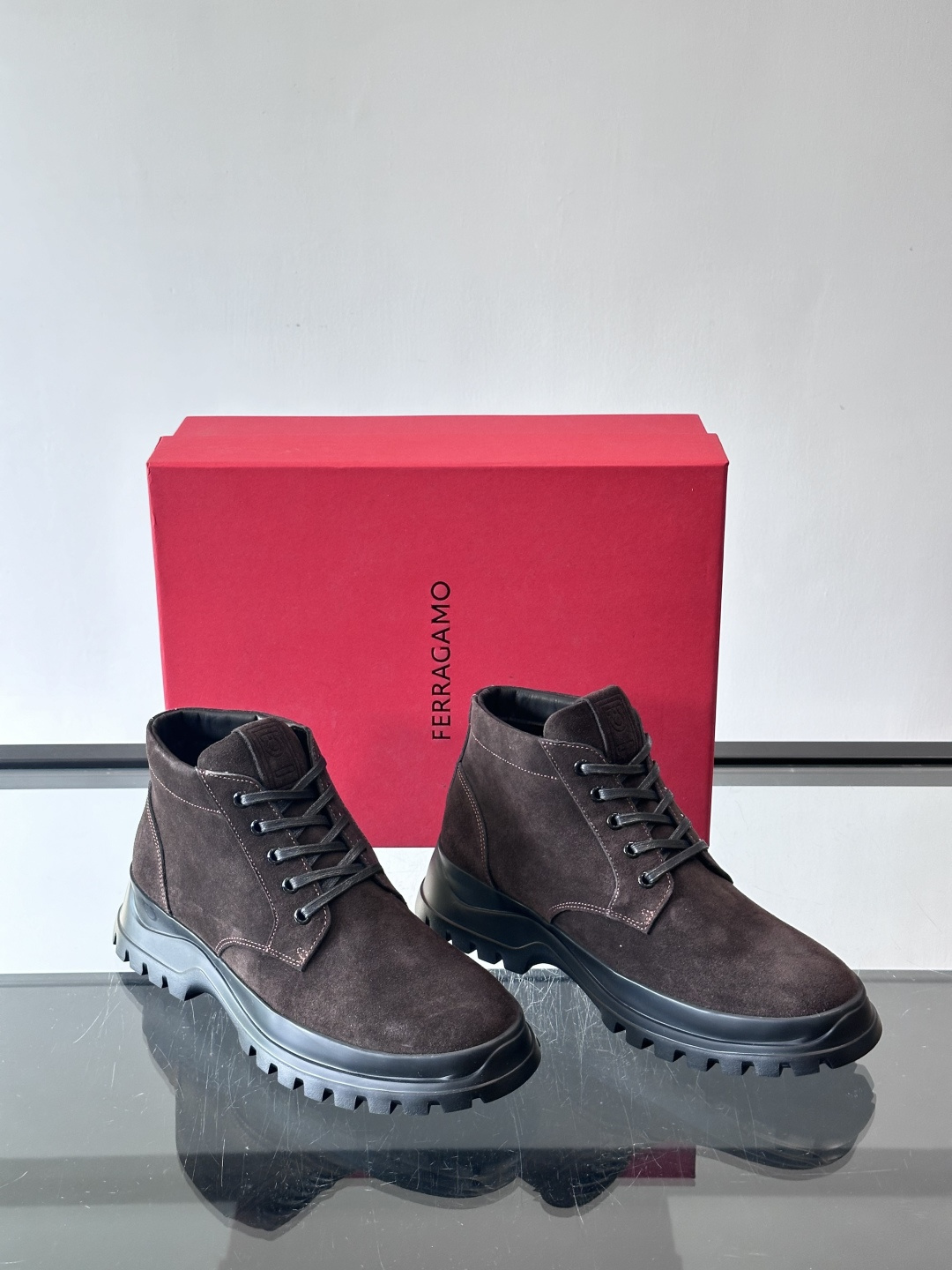 F🆕高端男士正装鞋休闲皮鞋短靴。（加绒内里）绅士臻享 型男必备 头层牛皮鞋面 皮质质感一览无余 小牛皮透