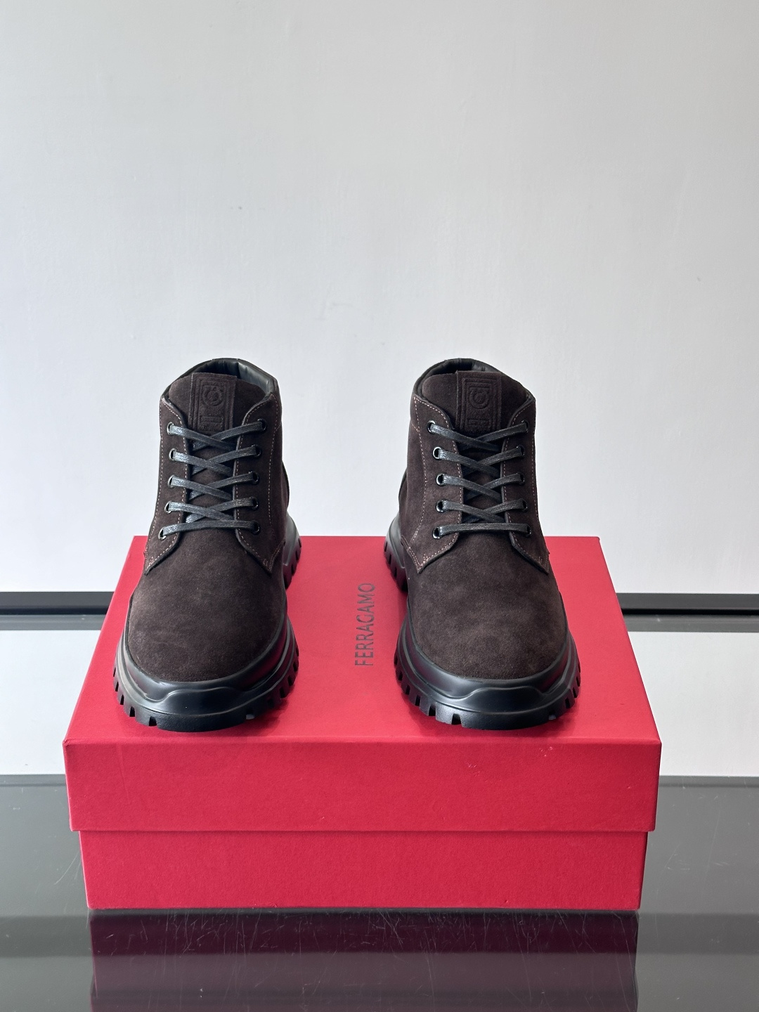 F🆕高端男士正装鞋休闲皮鞋短靴。（加绒内里）绅士臻享 型男必备 头层牛皮鞋面 皮质质感一览无余 小牛皮透