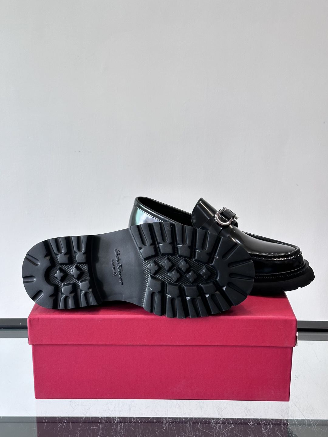 F🆕高端男士正装鞋休闲皮鞋，绅士臻享 型男必备 头层牛皮鞋面 皮质质感一览无余 小牛皮透气内里，橡胶大底