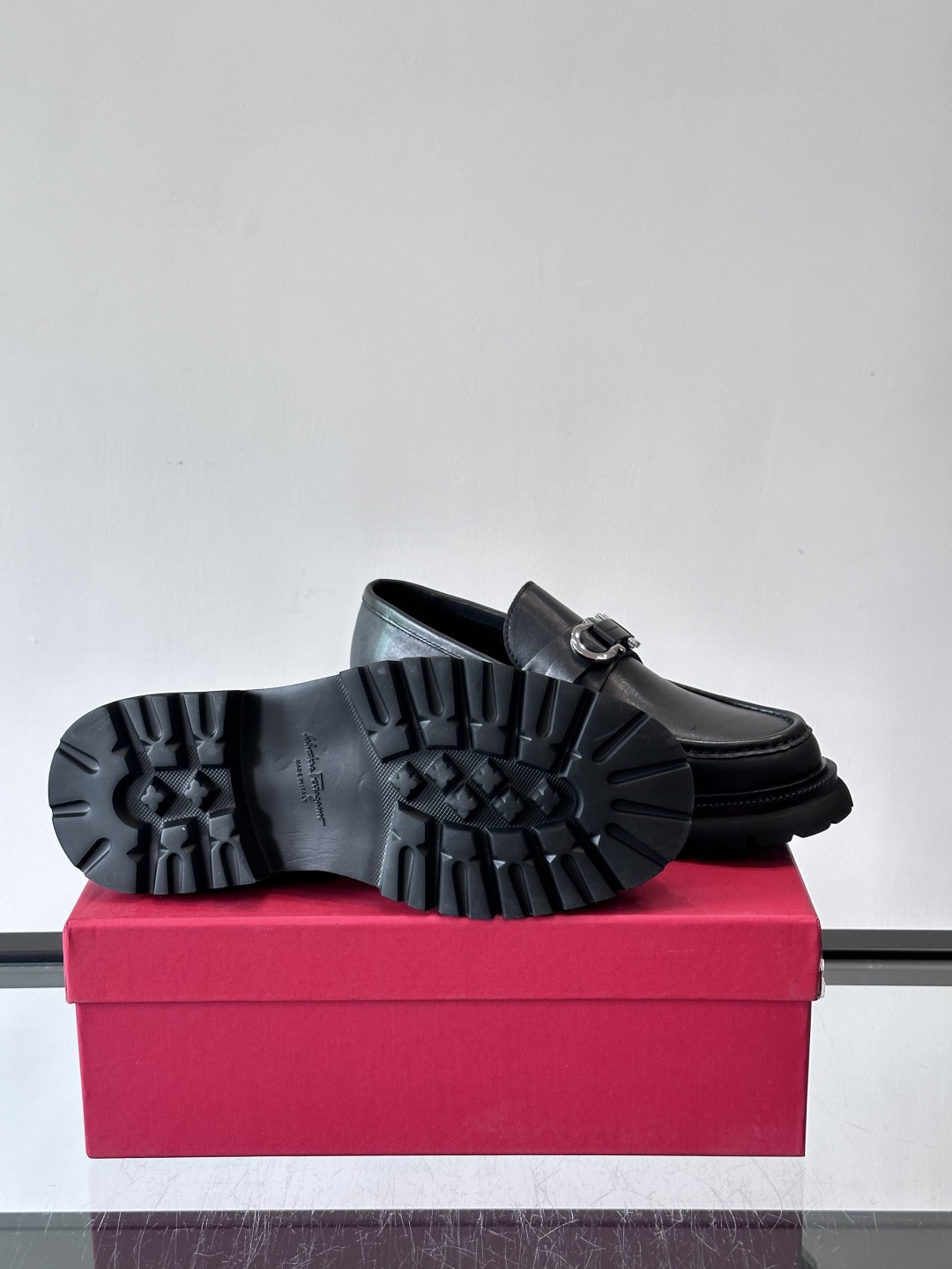 F🆕高端男士正装鞋休闲皮鞋，绅士臻享 型男必备 头层牛皮鞋面 皮质质感一览无余 小牛皮透气内里，橡胶大底